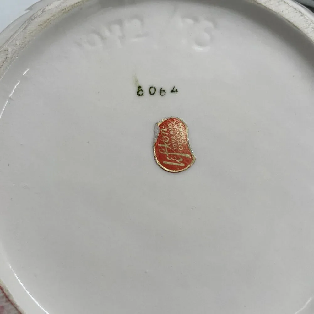 Lefton White Holly Small Round Lidded Box 6064 Covered Candy Bowl 1972/73 Japan